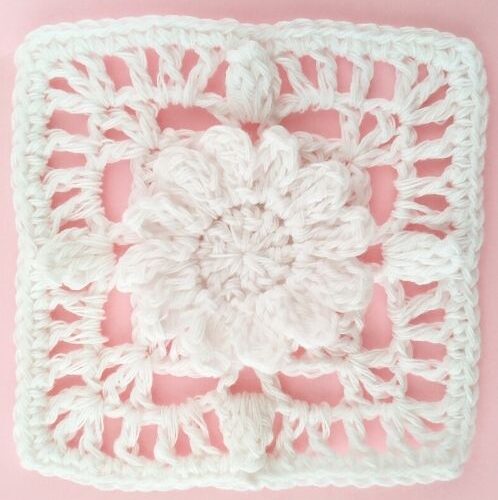 Lacy Daisy Granny Square