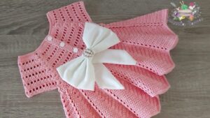 Read more about the article VESTIDO PARA BEBÉ TEJIDO A CROCHET
