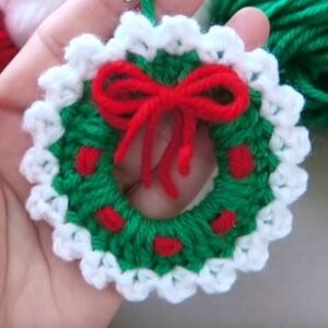 Read more about the article Christmas Wreath Ornament The Best Crochet Tutorials