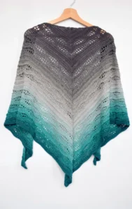 Read more about the article Crochet Kalinda Shawl Pattern
